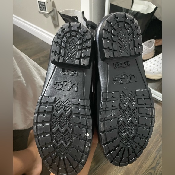 Ugg rain boot - Picture 3 of 3